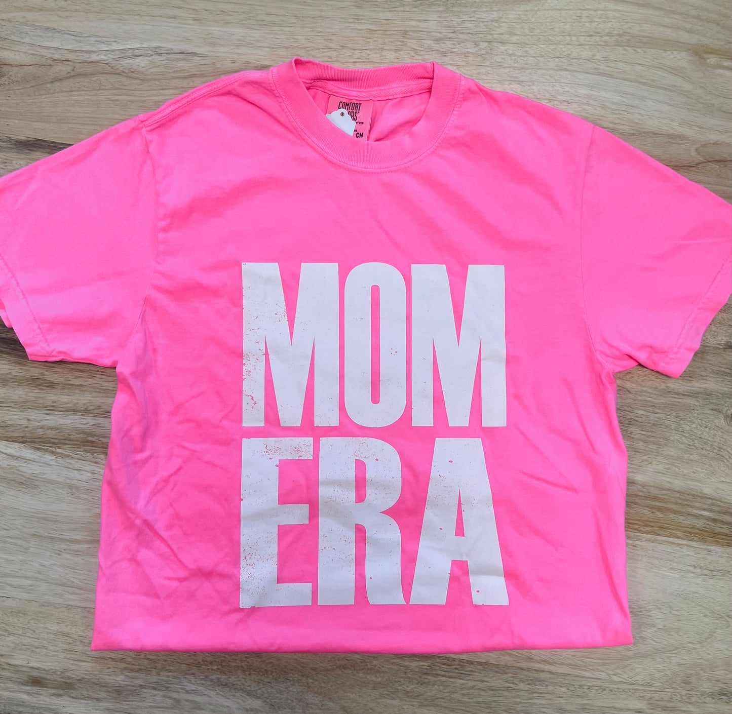 Mom Era Tee
